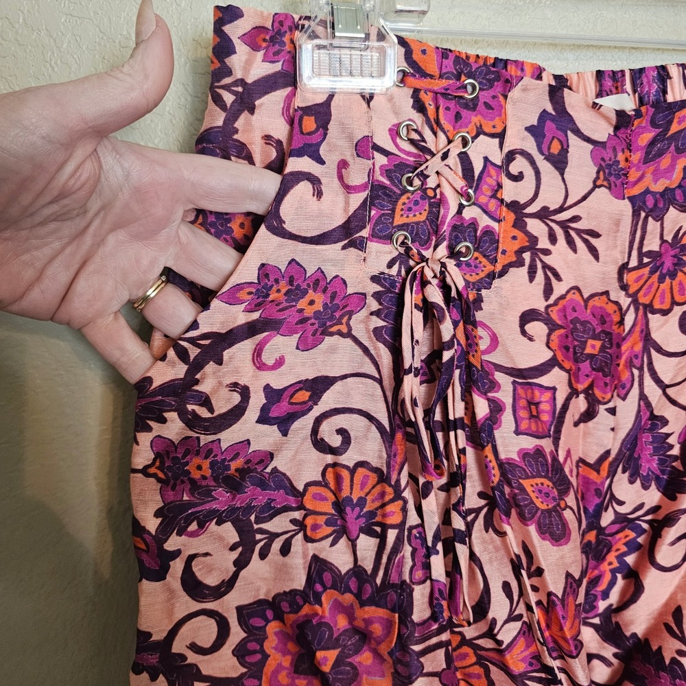 NWOT Ciebon Floral Paisley Lace Up‎ Shorts Pink Purple Summer Medium - Picture 3 of 11
